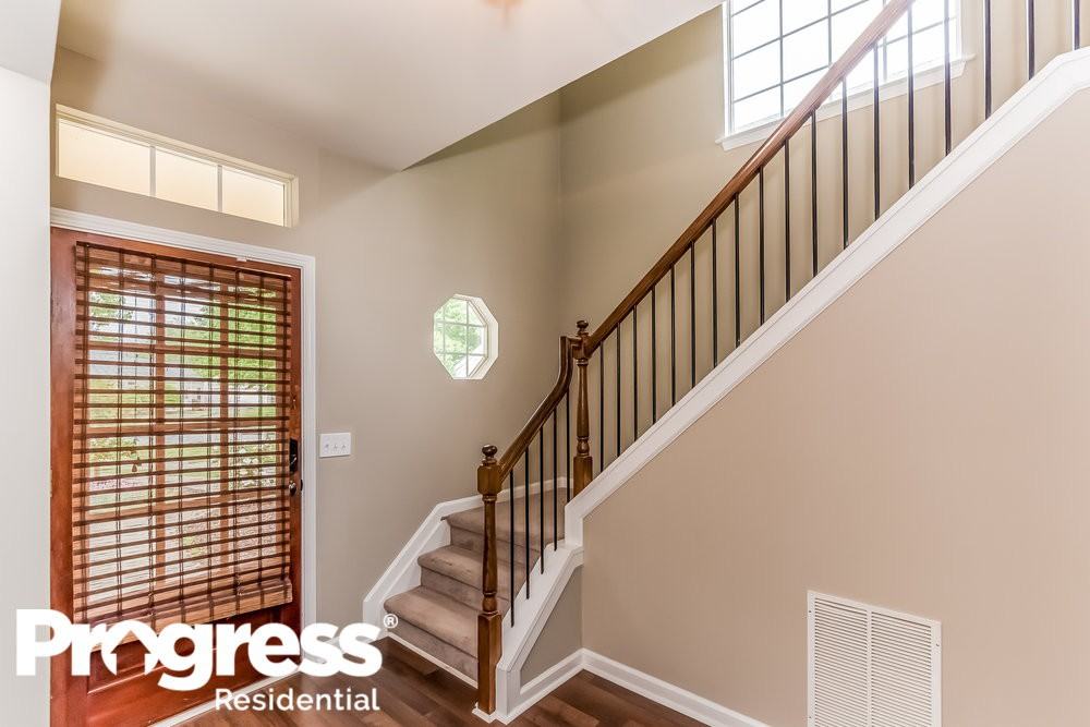 332 Pinehurst Way - Photo 3 of 15