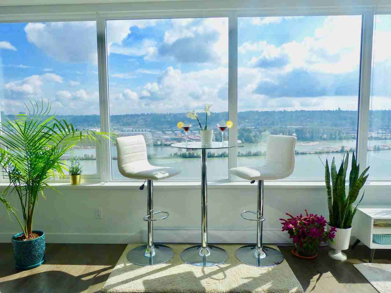 Carnarvon Street 2505, New Westminster, BC V3M 0C3 Room for Rent