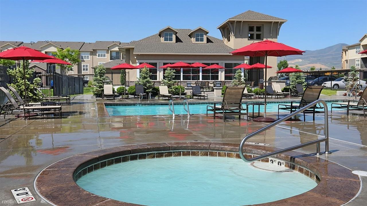 Landing Furnished Apartment Boulder Canyon - Photo 3 of 50