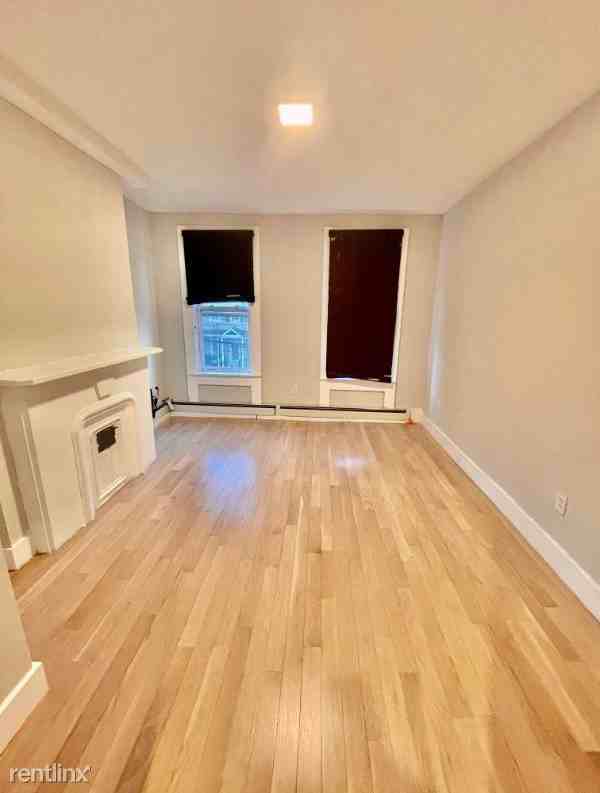 334 334 Whiton St 2S - Photo 2 of 5