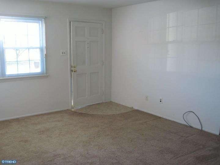 104 Eaves Mill Rd - Photo 3 of 7