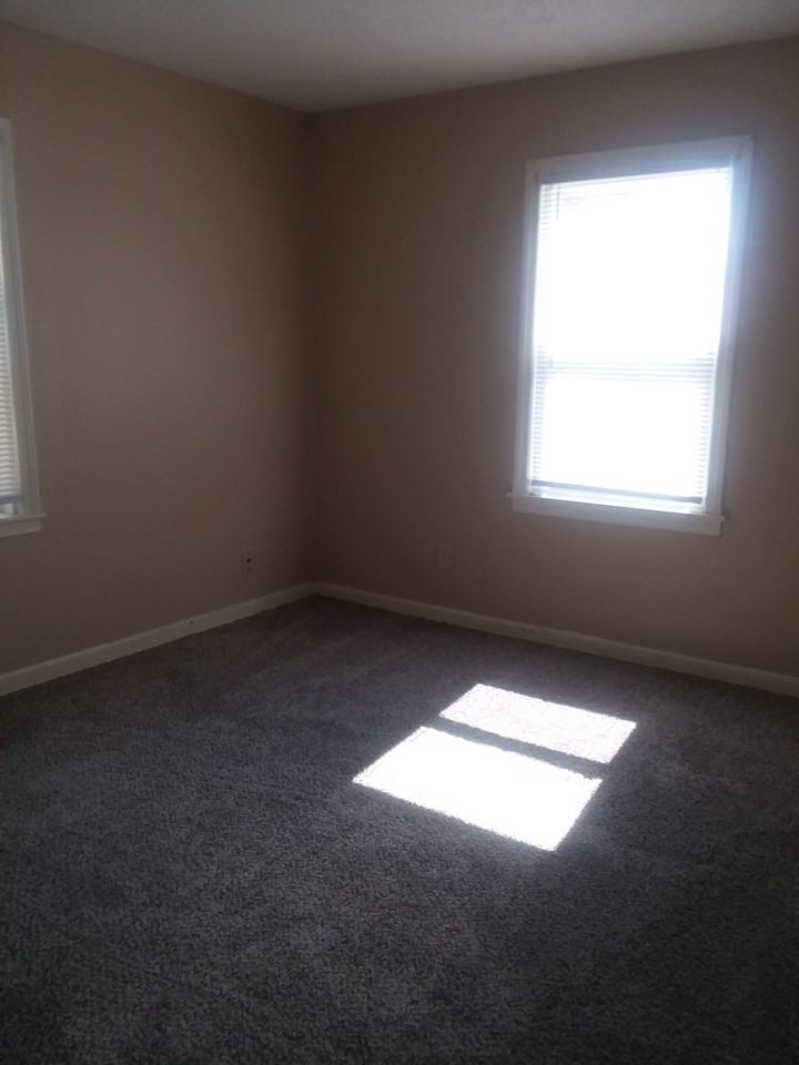 2312 N Piatt St - Photo 3 of 6