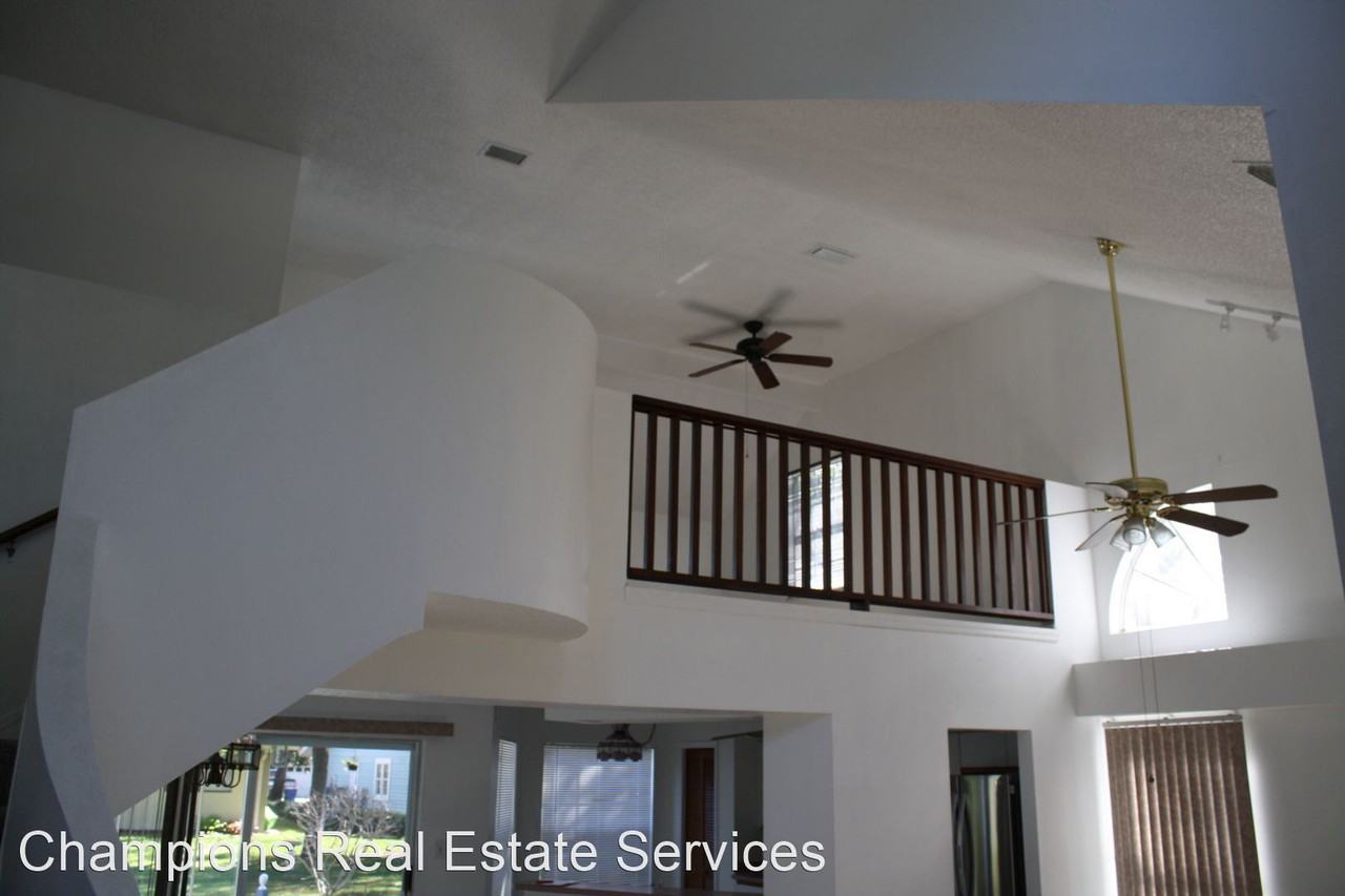 1801 Laurence Ct - Photo 2 of 25