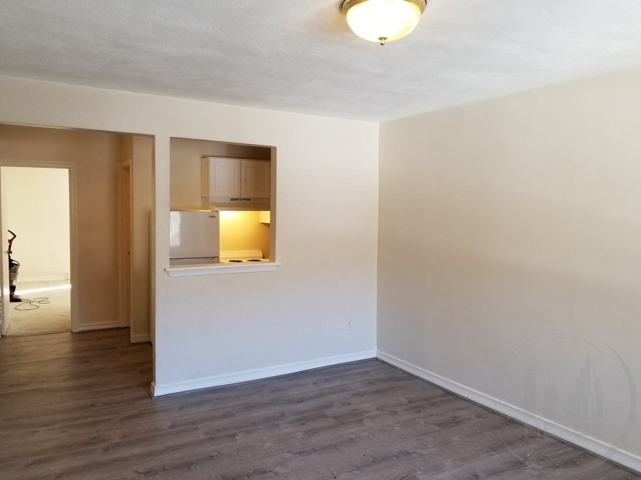 440 Saw Mill Rd - Photo 2 of 11