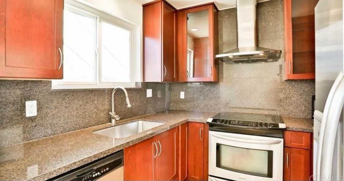 5958 Lauretta St - Photo 3 of 18