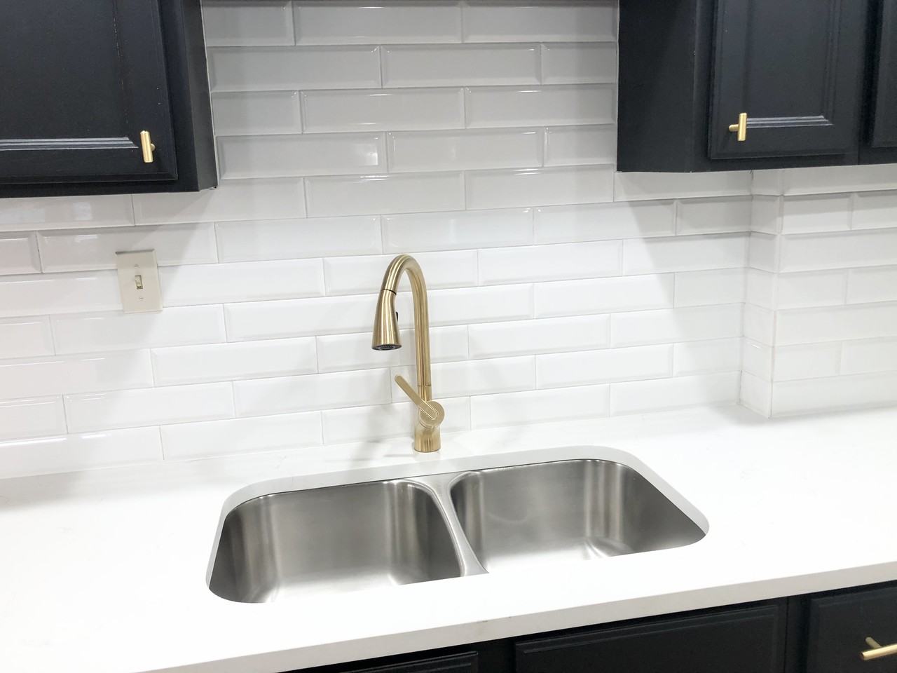 2433 Nw 20th St #1 - Photo 2 of 9