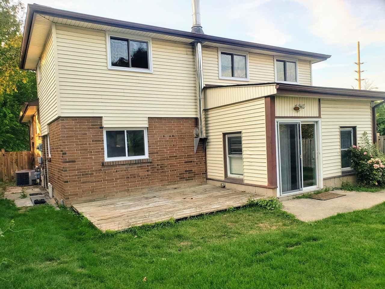 9 Foord Road - Photo 2 of 14