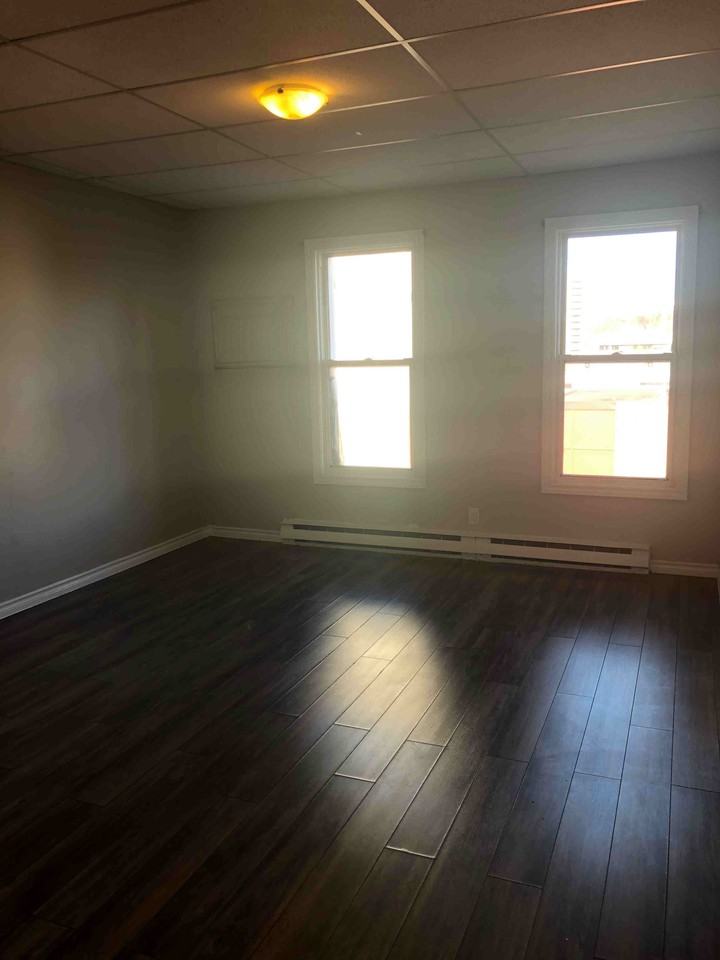 17 King Street West #301 - Photo 3 of 6