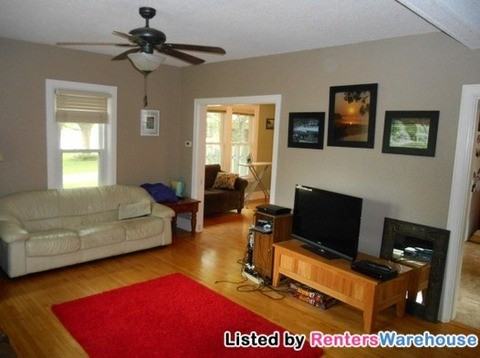 816 2nd St W - Photo 3 of 15