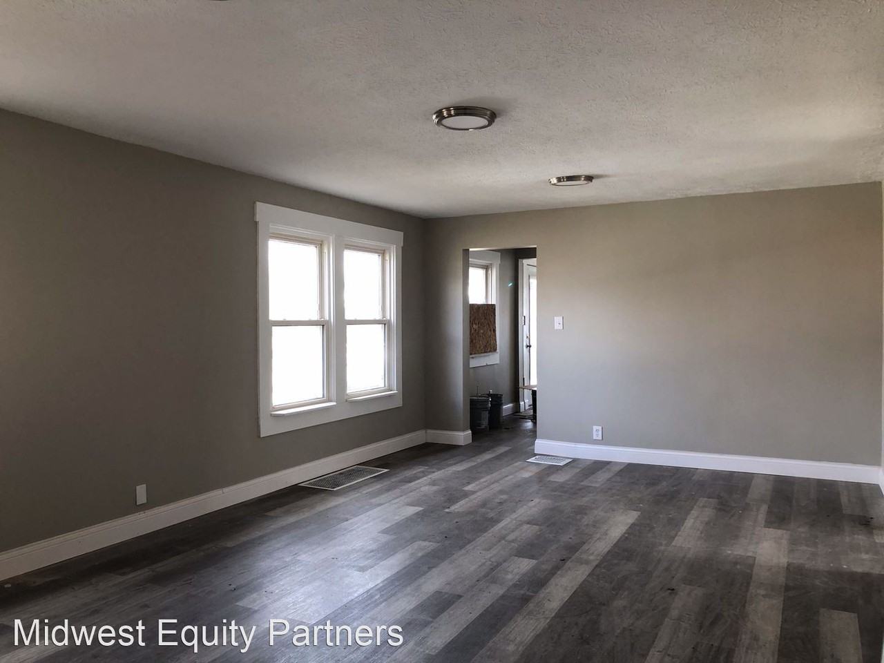 1920 W Siebenthaler Ave - Photo 2 of 8