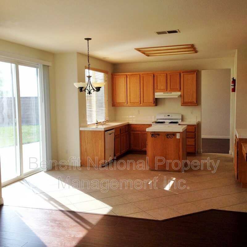 35964 Camelot Cir - Photo 3 of 20