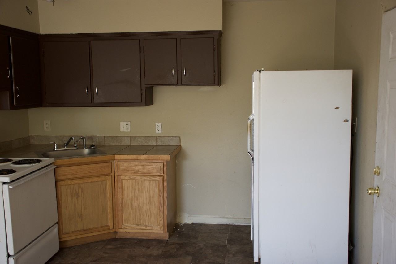 1421 West Atkinson Avenue #2 - Photo 2 of 7