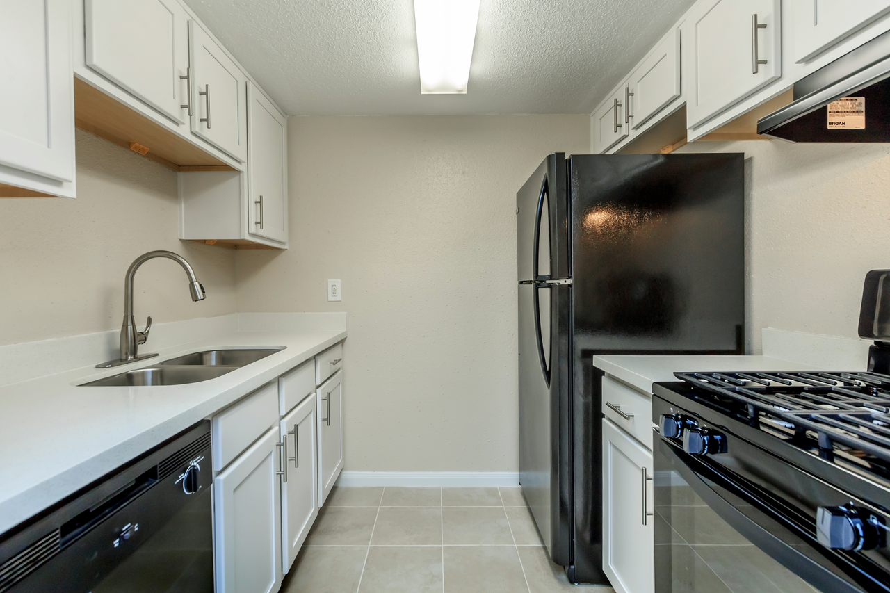 Villas At The Palms Apartments 3800 W Baker Rd, Baytown, TX 77521 Zumper