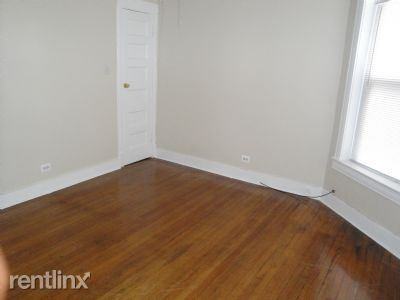 5719 S Prairie Ave - Photo 2 of 4