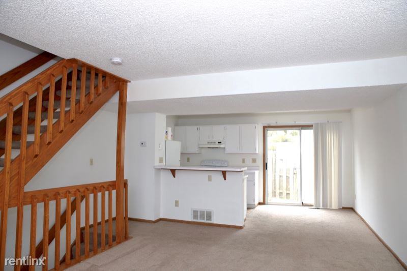 5073 Singleton Dr - Photo 2 of 11