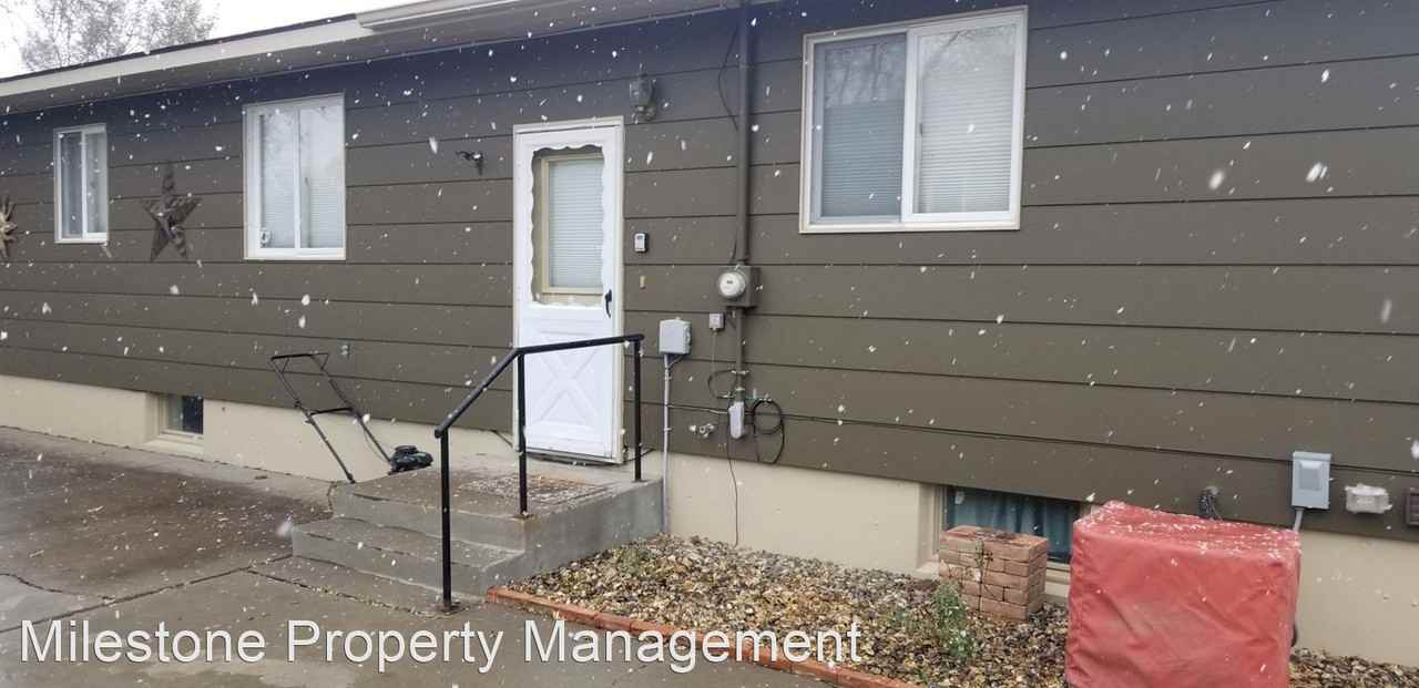 606 Truscott St - Photo 2 of 16