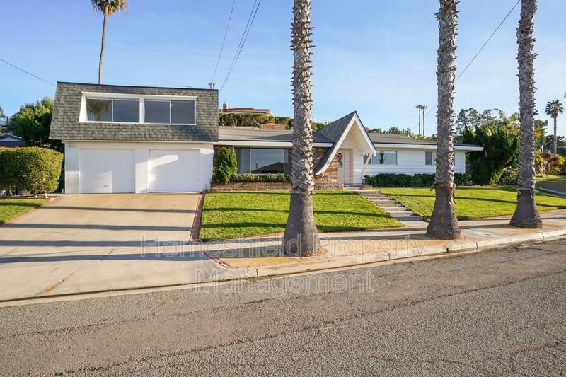 6445 Avenida Manana - Photo 3 of 46