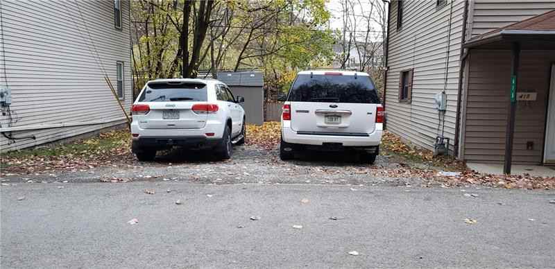 415 Evergreen Rd - Photo 2 of 24