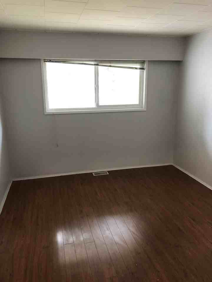 12694 62 Avenue - Photo 3 of 7