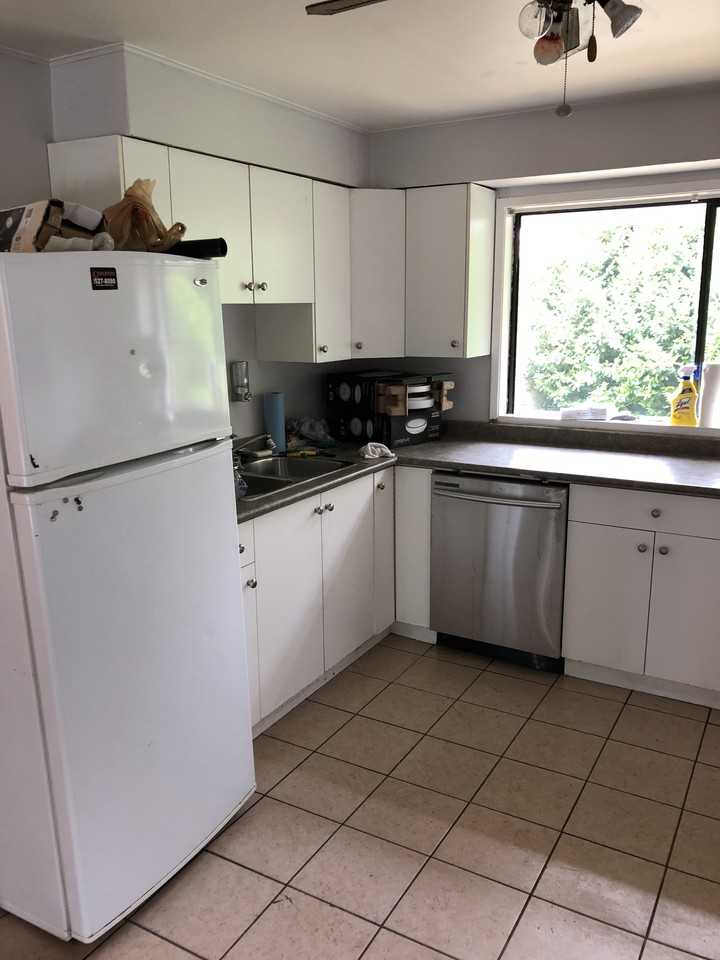 12694 62 Avenue - Photo 2 of 7