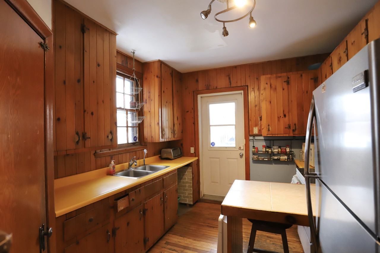 7449 Avenue Christophe-Colomb - Photo 2 of 22