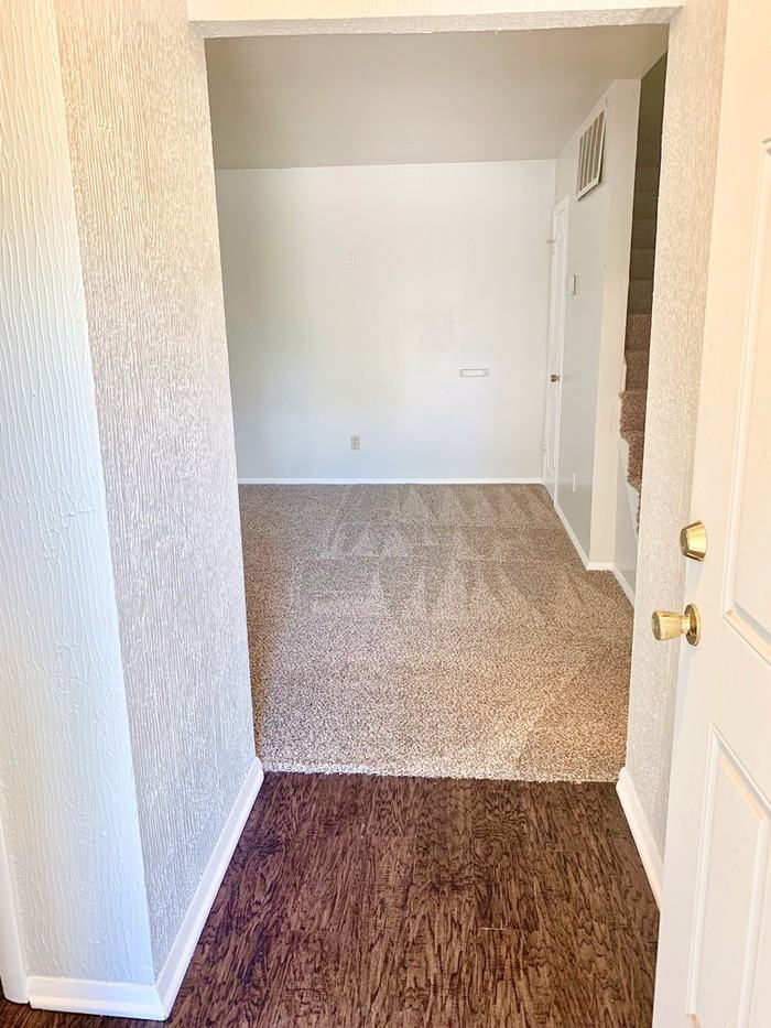 39 Ne 63rd St - Photo 3 of 20