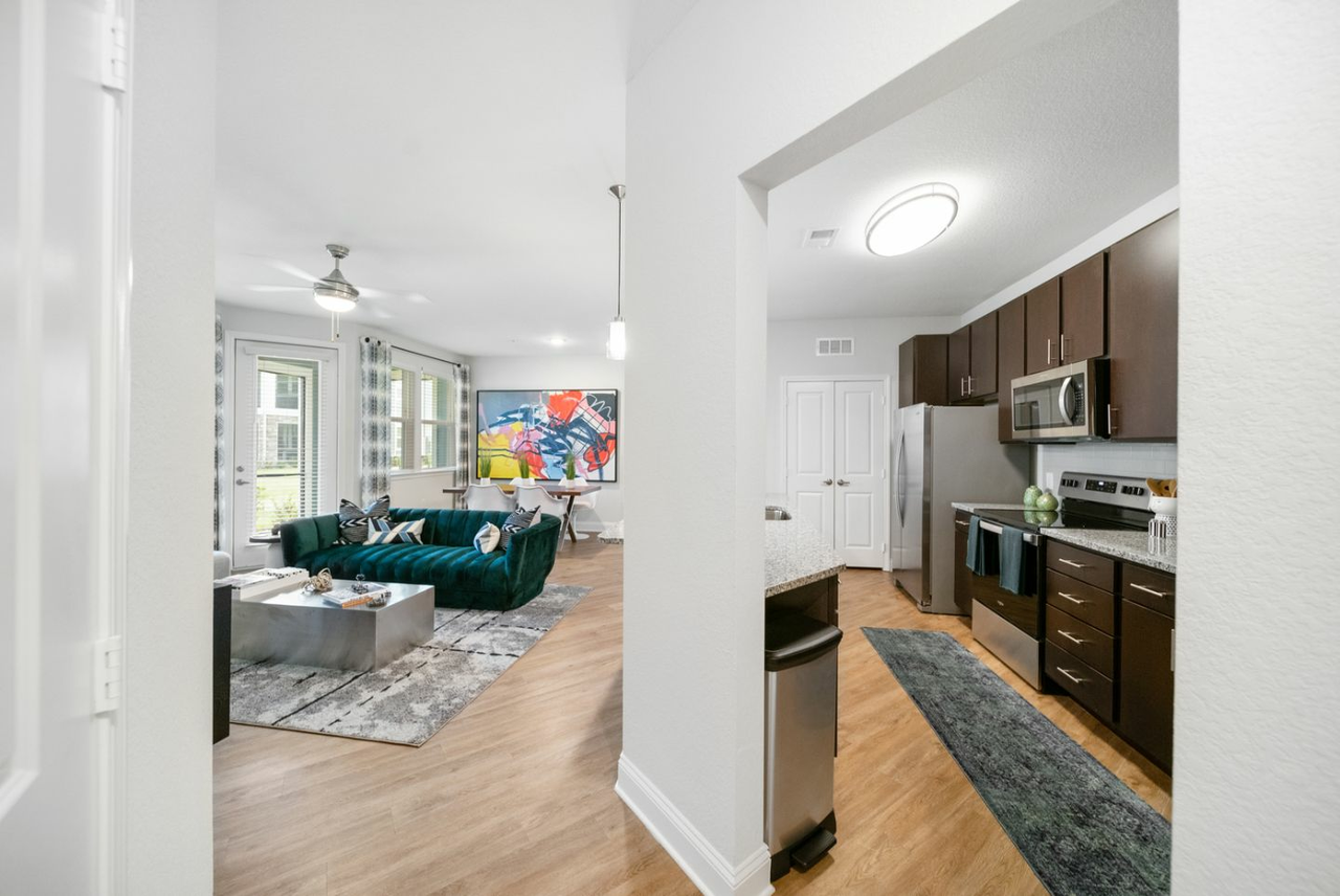 500 East - Photo 4 of 26