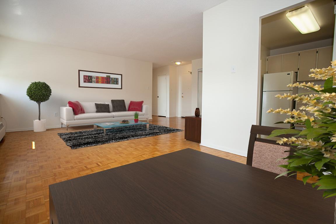 41 ANGELINE STREET SOUTH - Photo 3 of 10