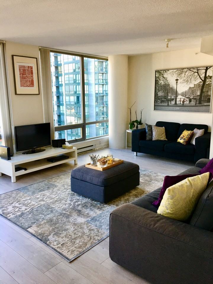 1288 West Georgia Street #1101