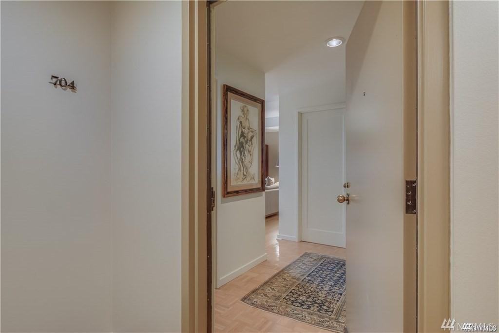 1107 1107 1st Avenue 704 - Photo 2 of 14