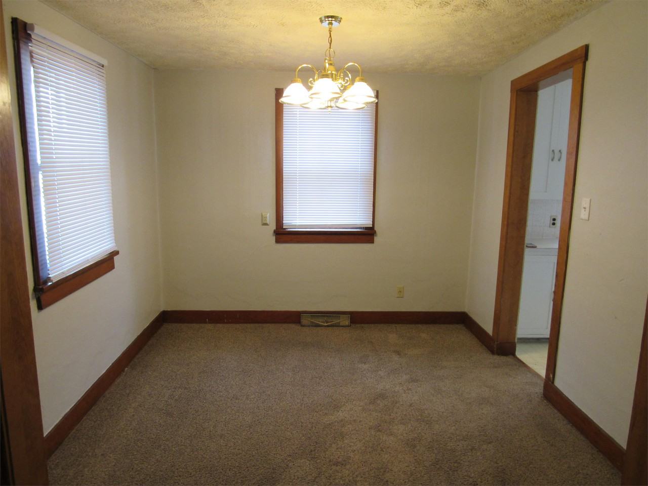 1601 Osborne St #1 - Photo 3 of 14