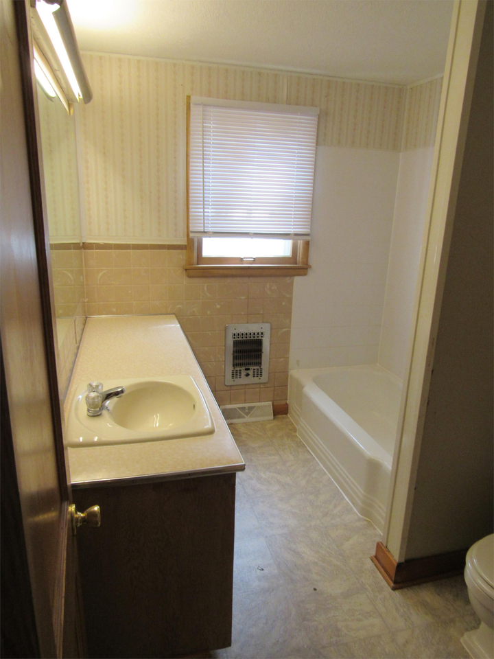 1601 Osborne St #1 - Photo 6 of 14