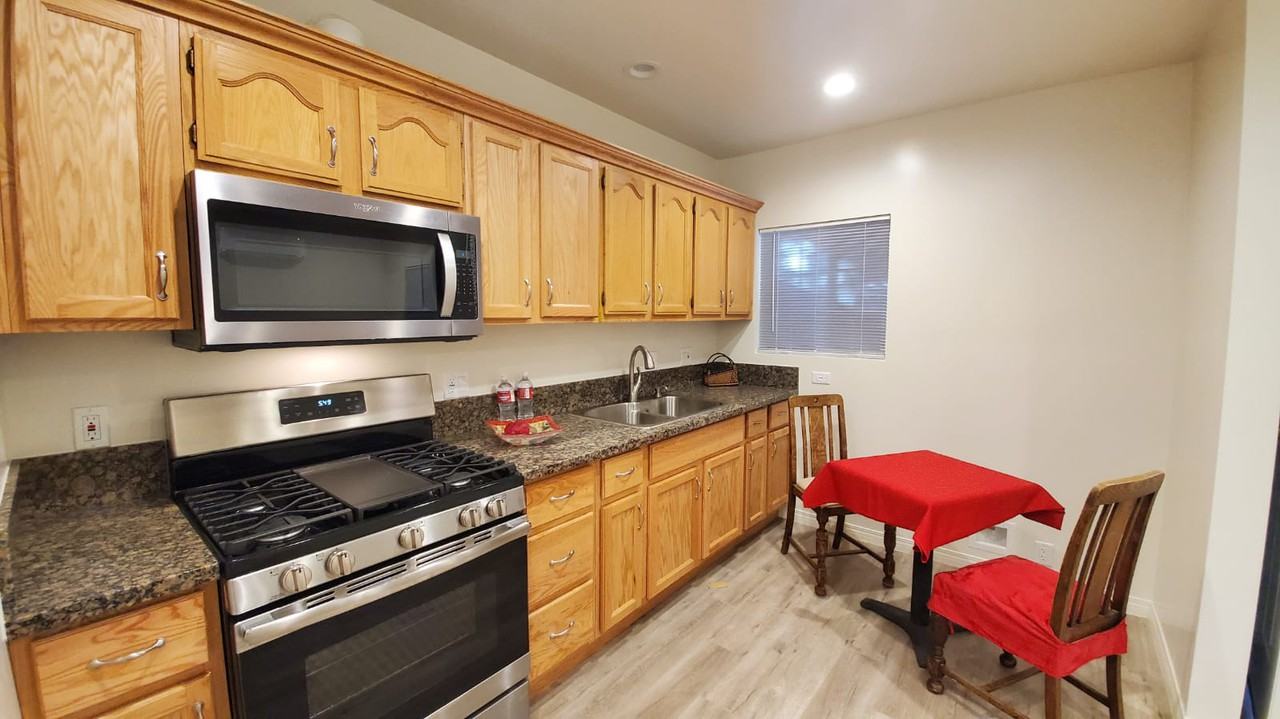 17307 Burbank Boulevard #1 - Photo 3 of 17