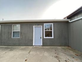 2921 Depot St #C - Photo 1 of 1