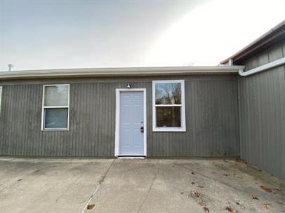 2921 Depot St #B - Photo 6 of 7