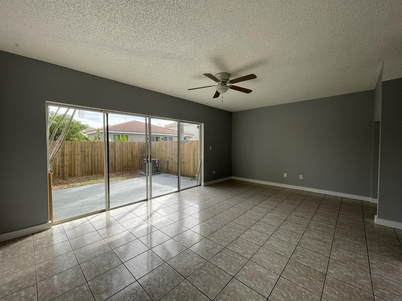20511 Nw 15th Ave #573 - Photo 3 of 23