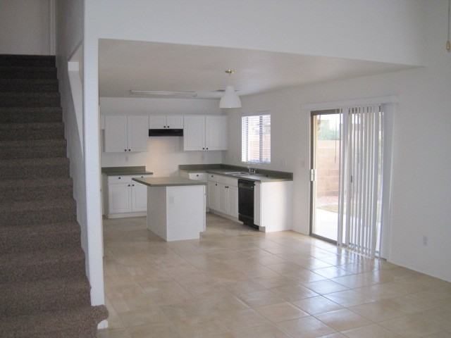 1551 E Orchid Ct #B - Photo 2 of 4