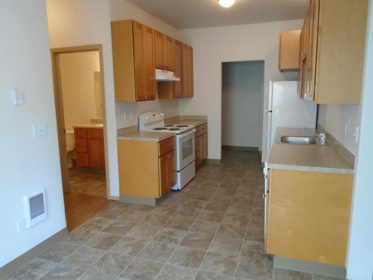 965 Church St #965 - Photo 5 of 15