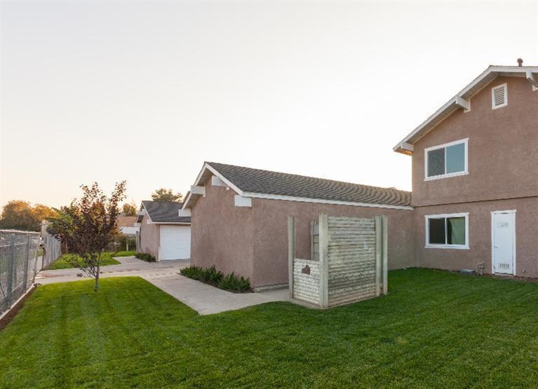 758 S. Adler - 102 #102 - Photo 4 of 7