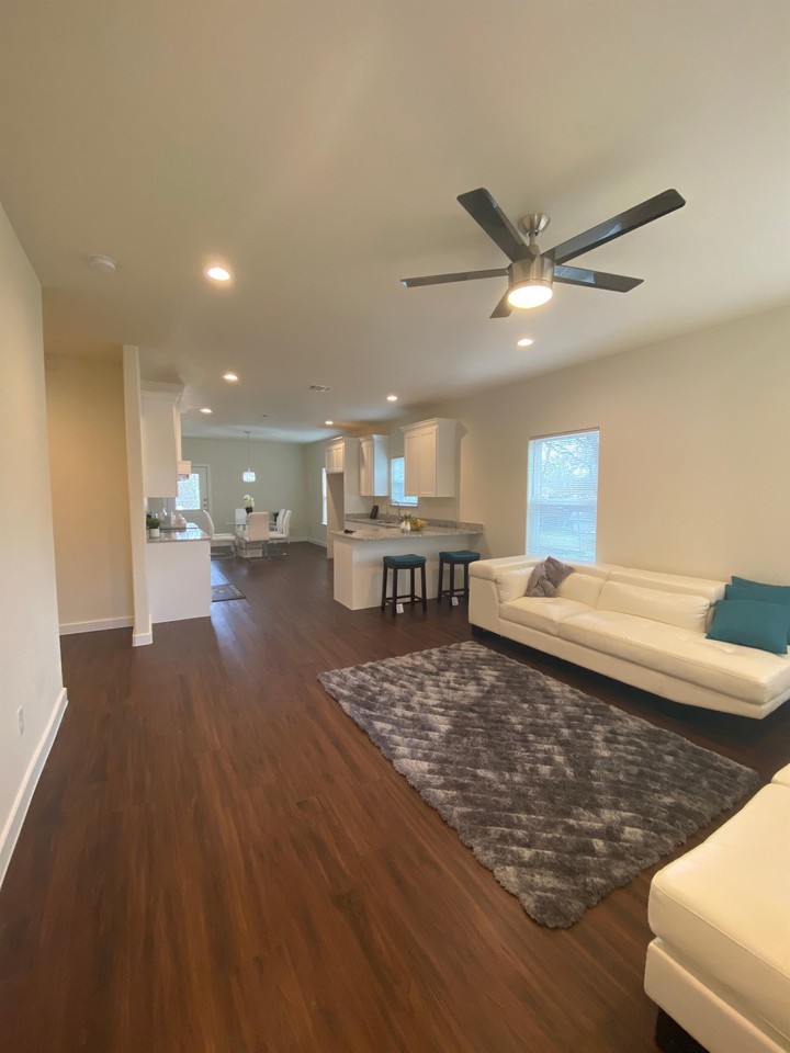 1821 Wellington St #1 - Photo 4 of 21