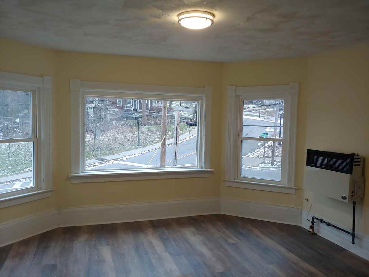 810 Bellevue Ave #2 - Photo 3 of 20