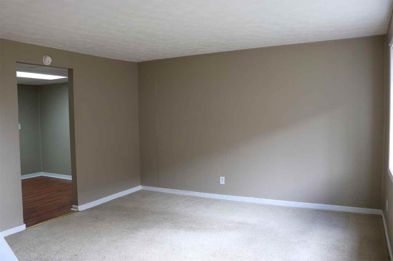 60 Rosslyn Street #5 - Photo 4 of 11