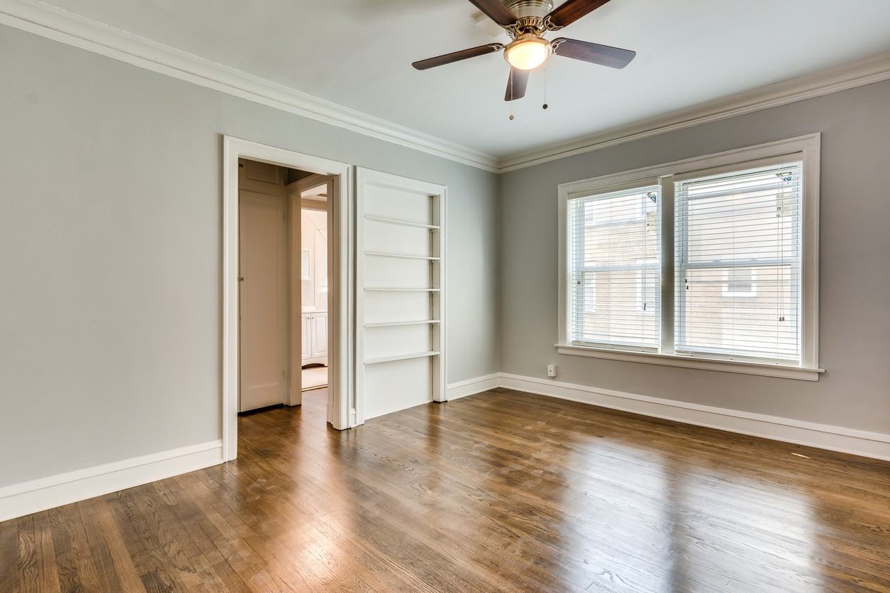 5744 S Stony Island Ave #44-3-3 - Photo 3 of 7