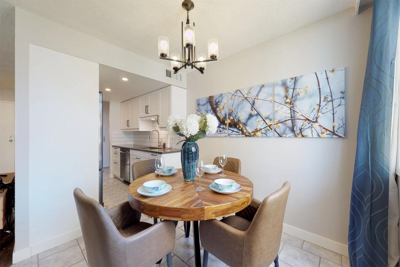 9903 1104, 9903 104 Street Northwest #1104 - Photo 2 of 29