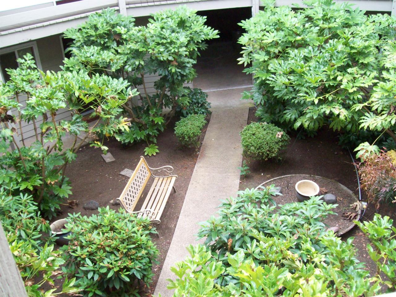 387 Madrona Ave Se #130 - Photo 5 of 7