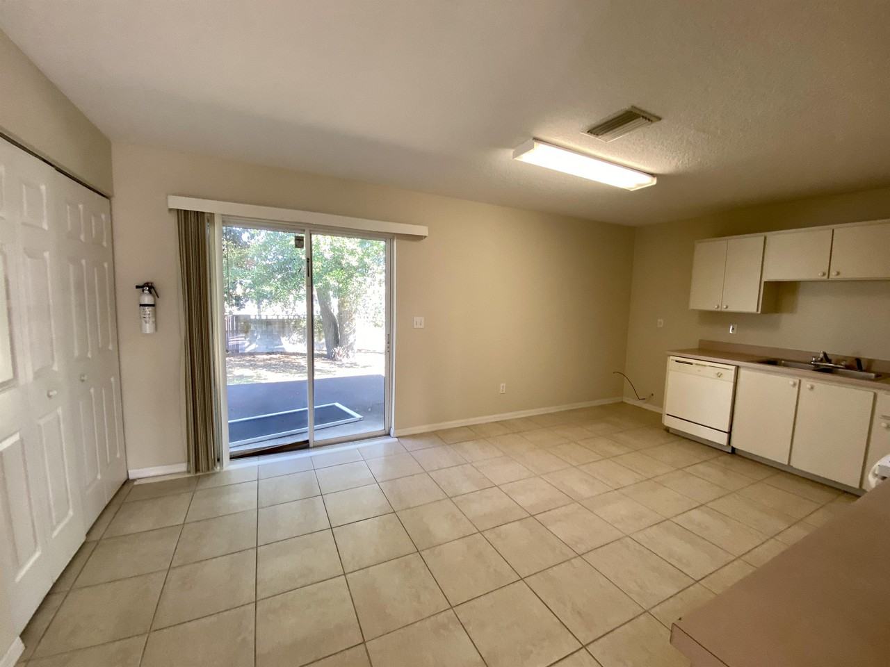 2271 Granada Dr #1 - Photo 4 of 21