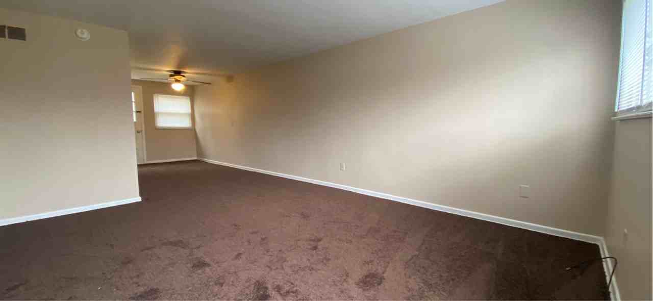 327 Washington Ave #1 - Photo 2 of 9