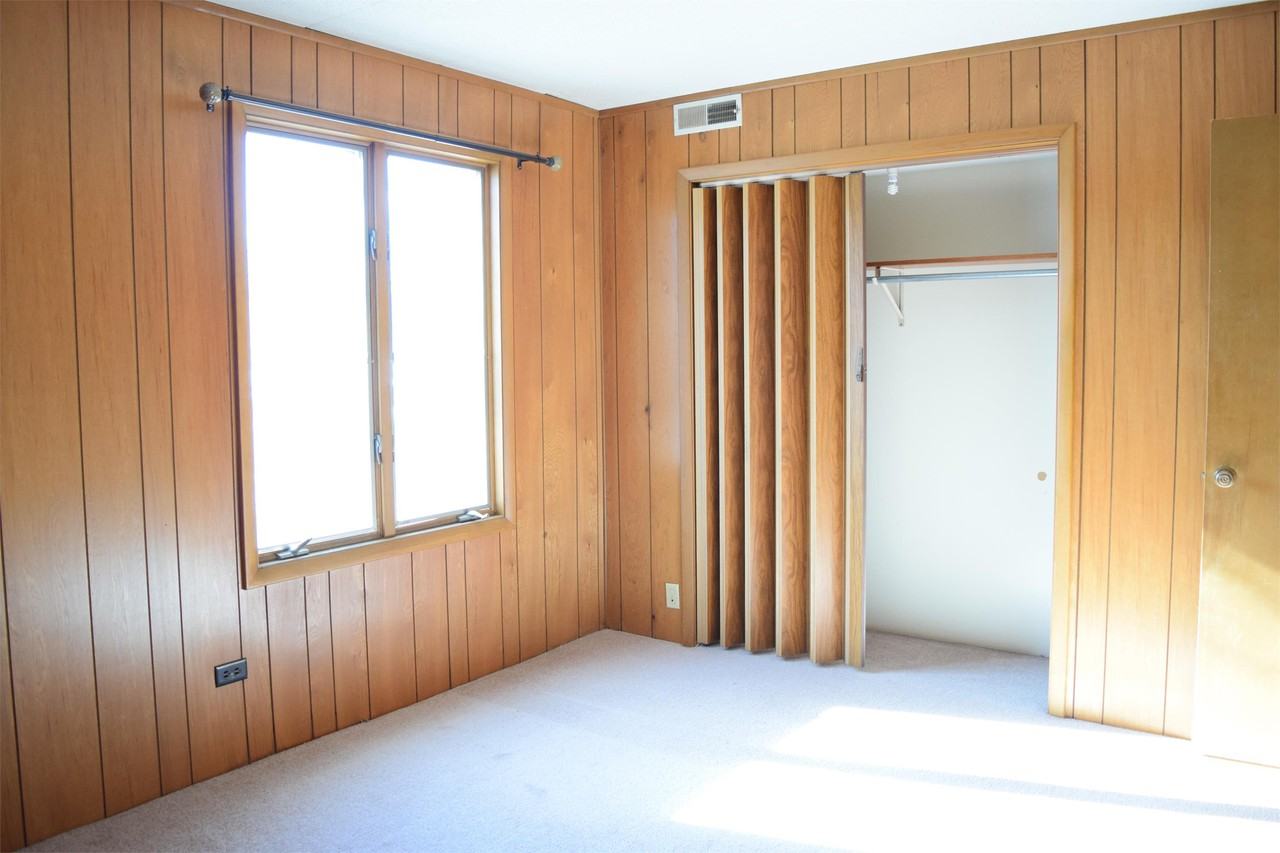 611 W Church St - A #A - Photo 2 of 6