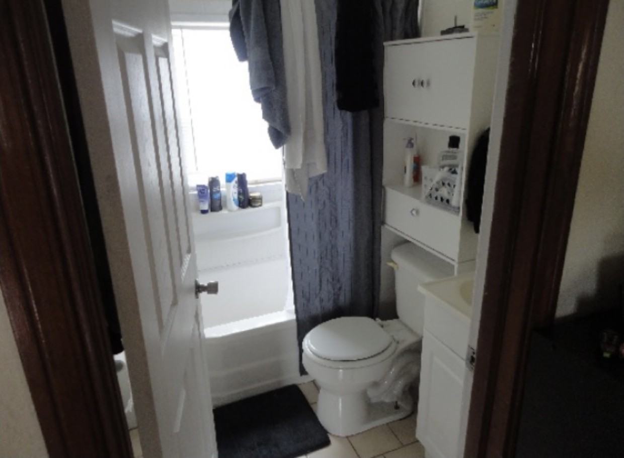 1830 Enslow Ave #REAR - Photo 4 of 10