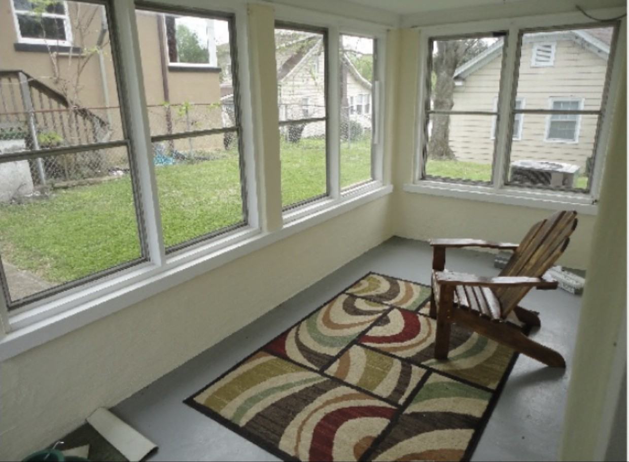 1830 Enslow Ave #REAR - Photo 5 of 10